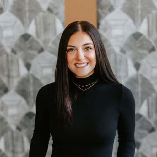 Morgan ARoland Salon Hair Stylist